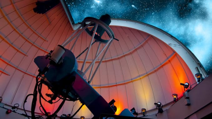 Teleskop in den Anden